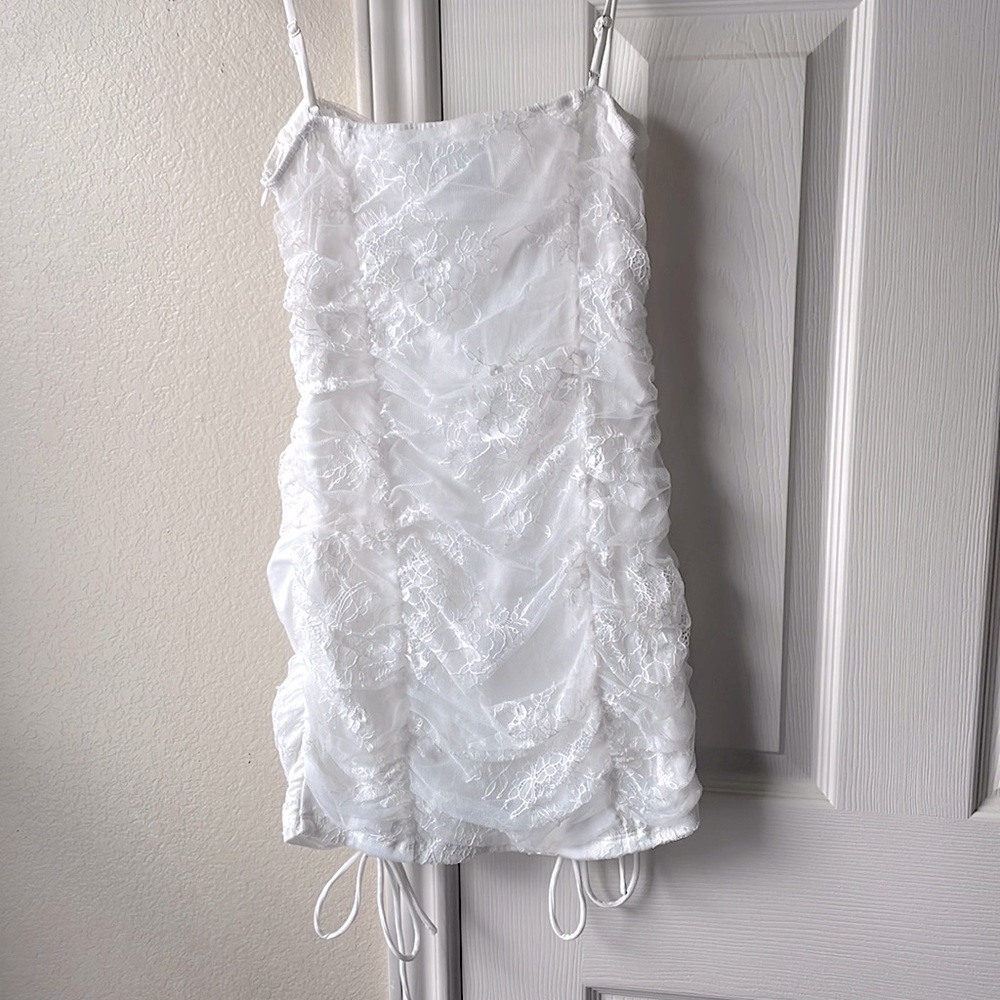 Princess Polly NWOT Lace Bodycon Dress - White - Picture 6 of 7